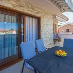 Apartment Vazmica *
