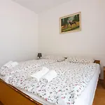 Apartment Vazmica